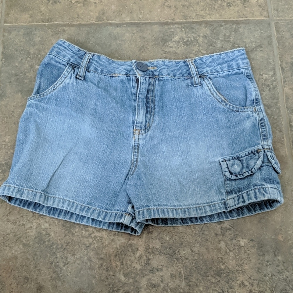 Girls shorts